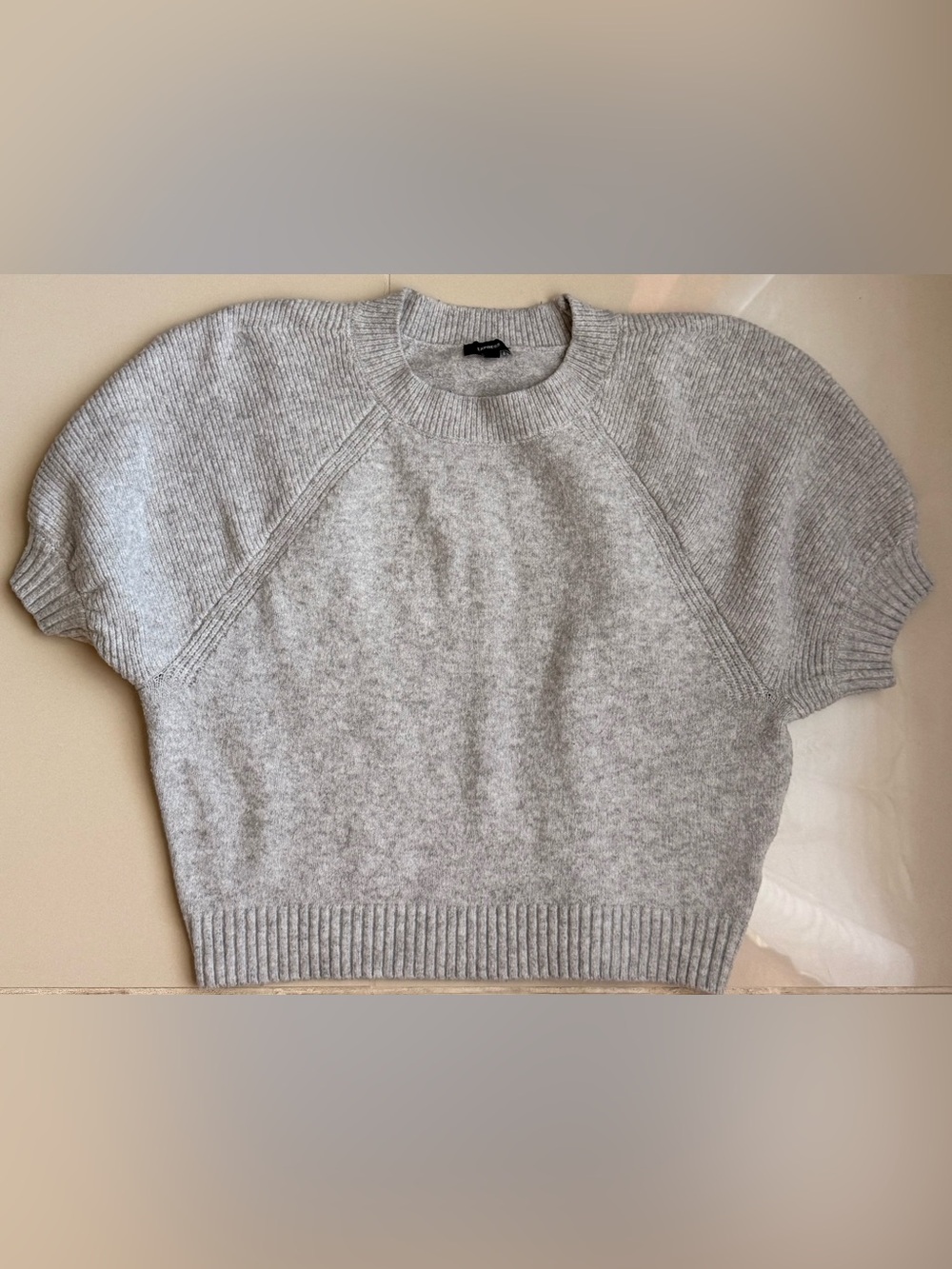Express Gray Ribbed Cropped Short Sleeve Sweater - Size L